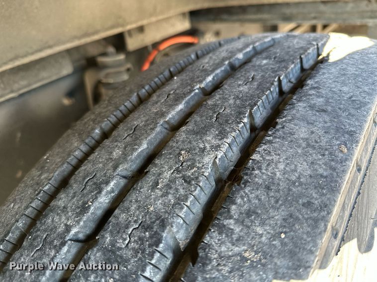 image for item KT9229 2014 International PB30500  school bus