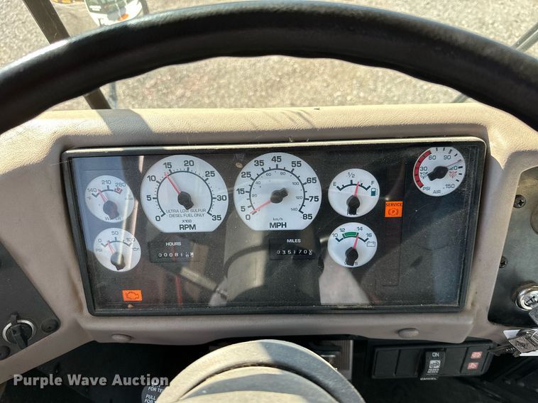 image for item KT9230 2014 International PB30500  school bus