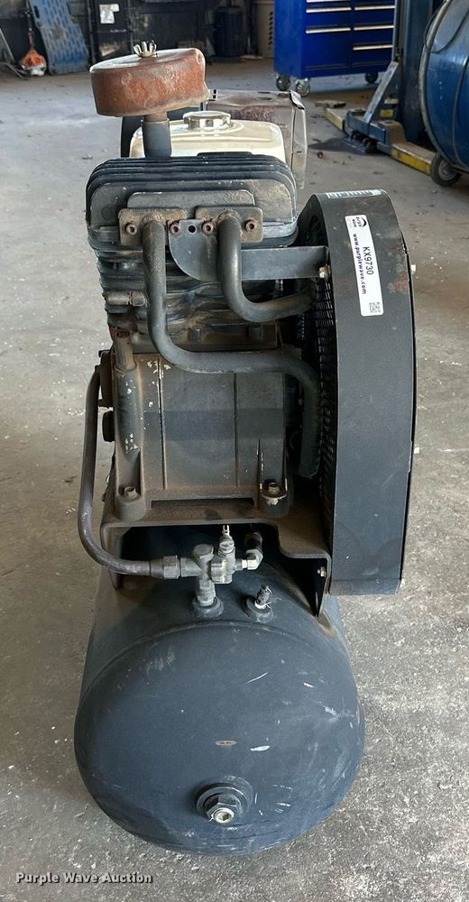 image for item KX9730 North Star  air compressor