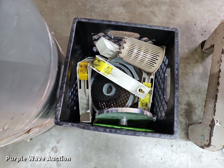 image for item LB9581 Restaurant equipment