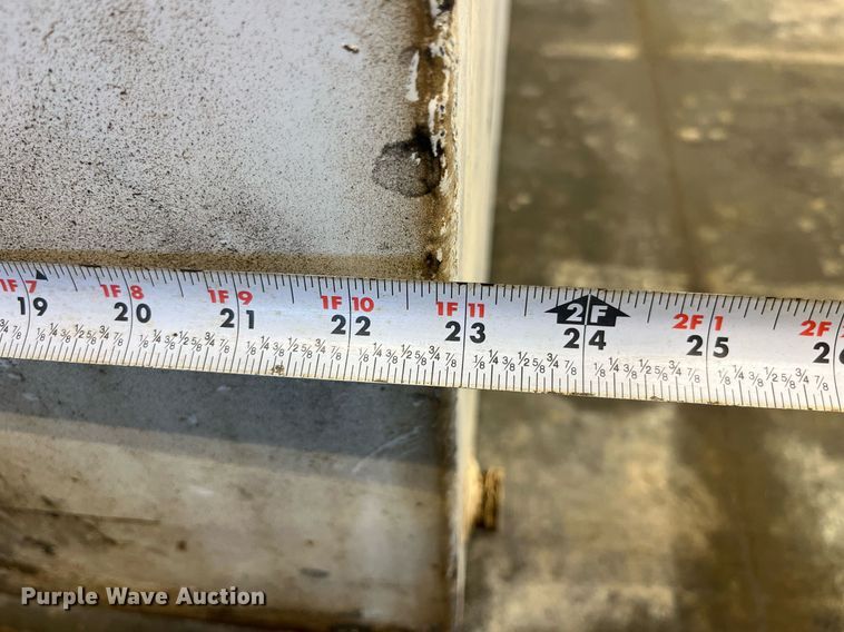 image for item LD9804 Fuel tank