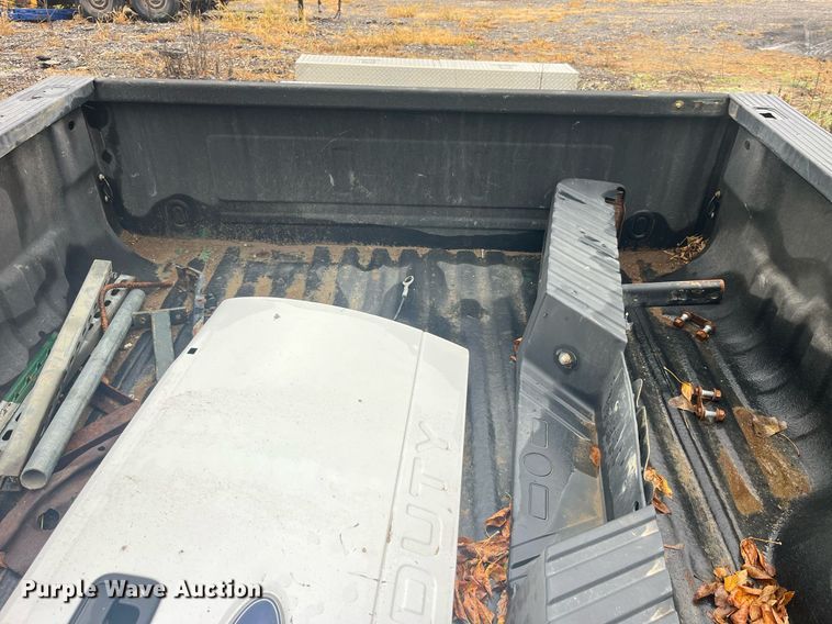 image for item LD9806 2008 Ford F250 pickup truck bed