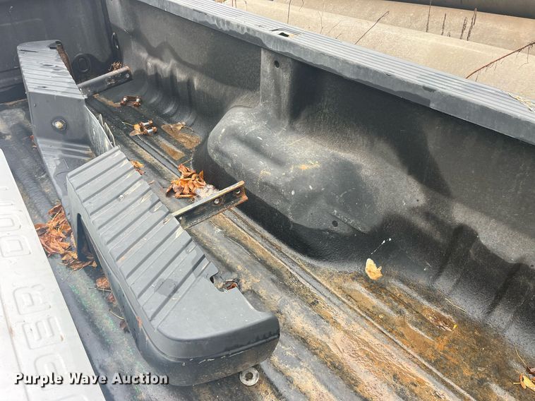 image for item LD9806 2008 Ford F250 pickup truck bed