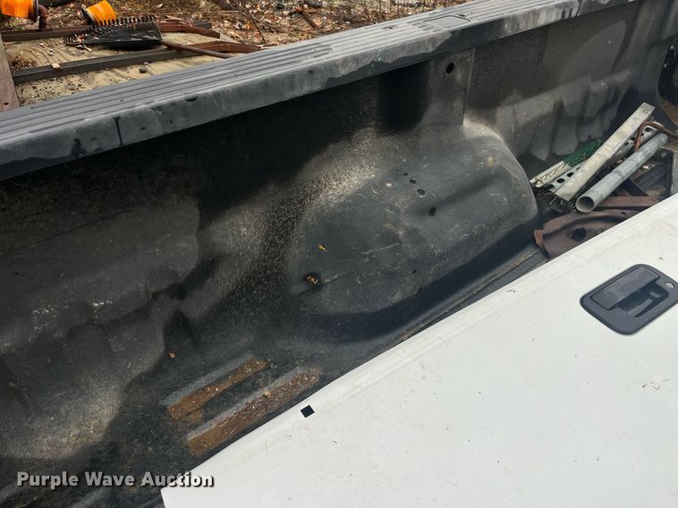 image for item LD9806 2008 Ford F250 pickup truck bed