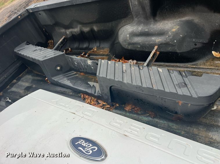 image for item LD9806 2008 Ford F250 pickup truck bed