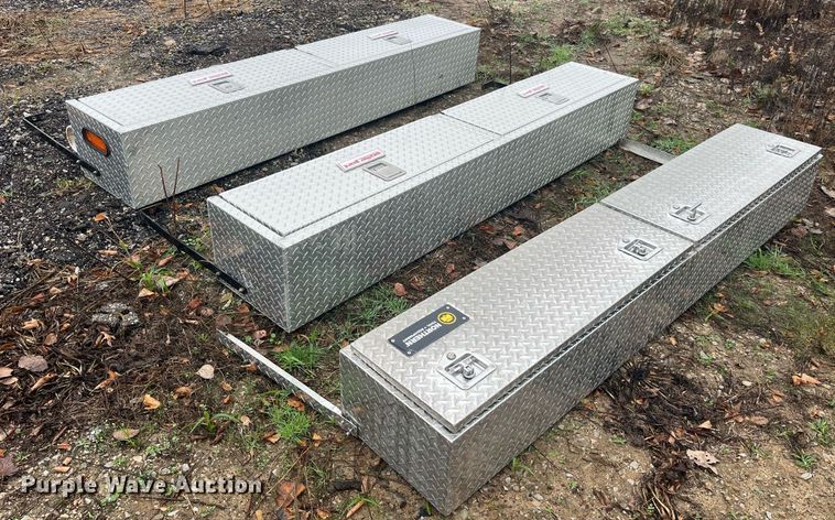 image for item LD9807 (3) toolboxes