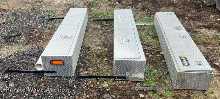 image for item LD9807 (3) toolboxes