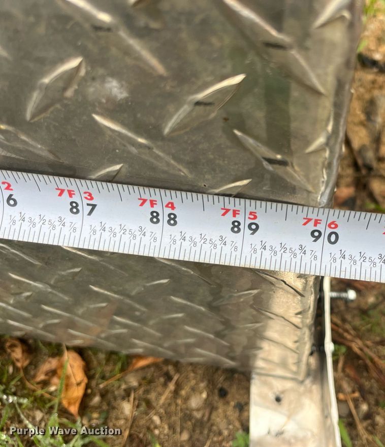 image for item LD9807 (3) toolboxes