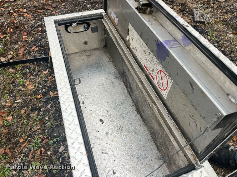 image for item LD9807 (3) toolboxes