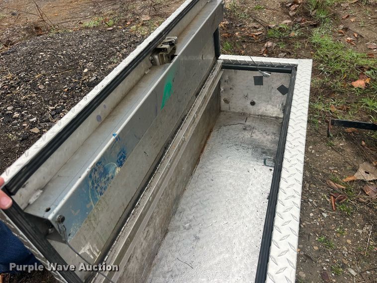 image for item LD9807 (3) toolboxes