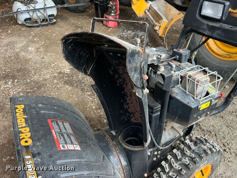 image for item LD9811 Poulan Pro  snow blower