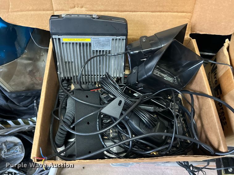 image for item LD9817 Law enforcement equipment