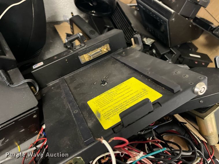 image for item LD9817 Law enforcement equipment