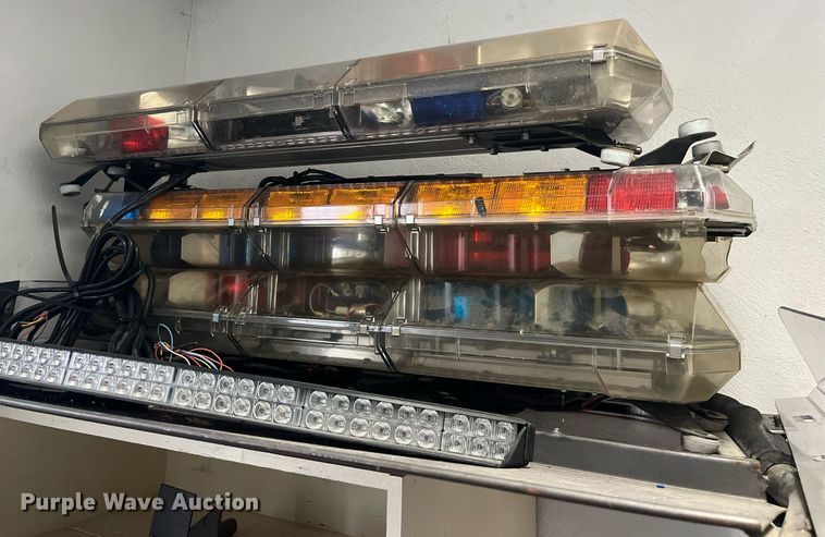 image for item LD9817 Law enforcement equipment