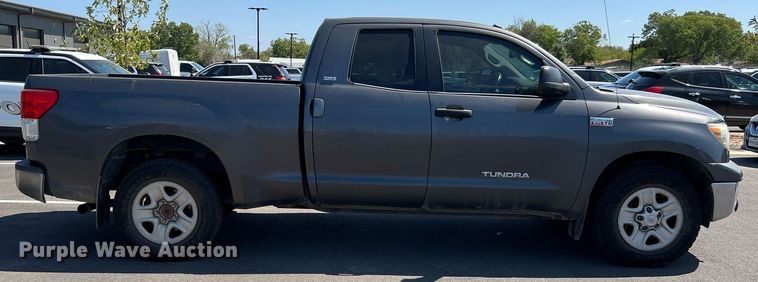 image for item LF9452 2011 Toyota Tundra SR5  Double Cab pickup truck