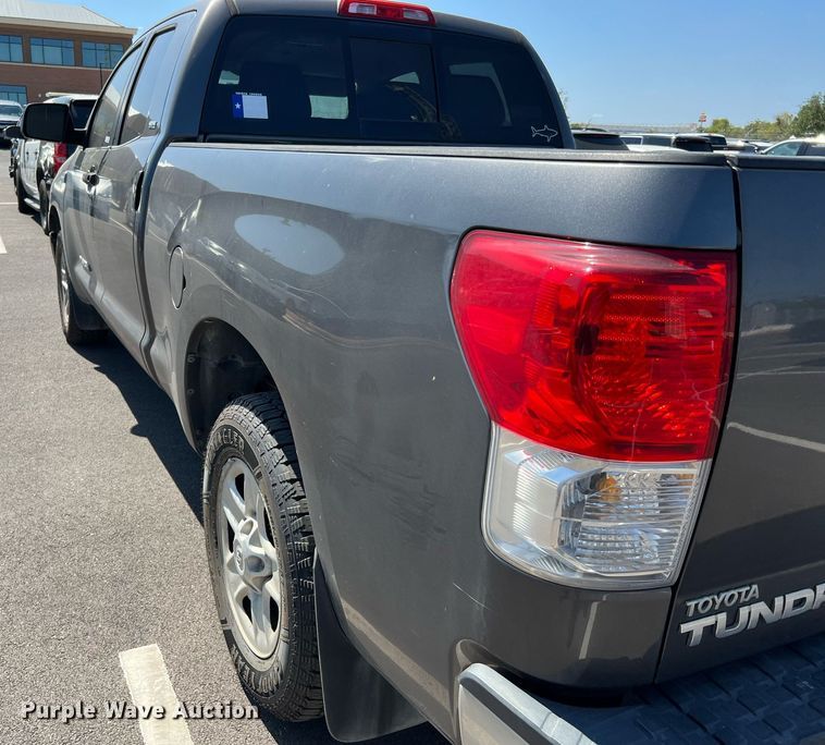 image for item LF9452 2011 Toyota Tundra SR5  Double Cab pickup truck
