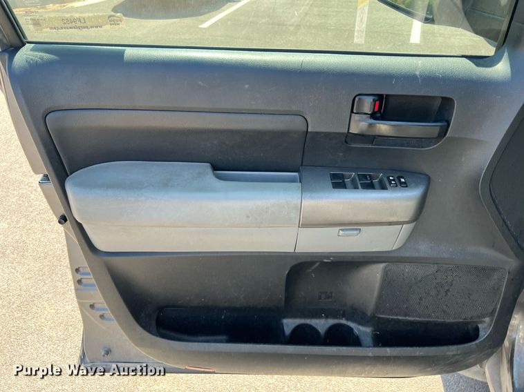 image for item LF9452 2011 Toyota Tundra SR5  Double Cab pickup truck