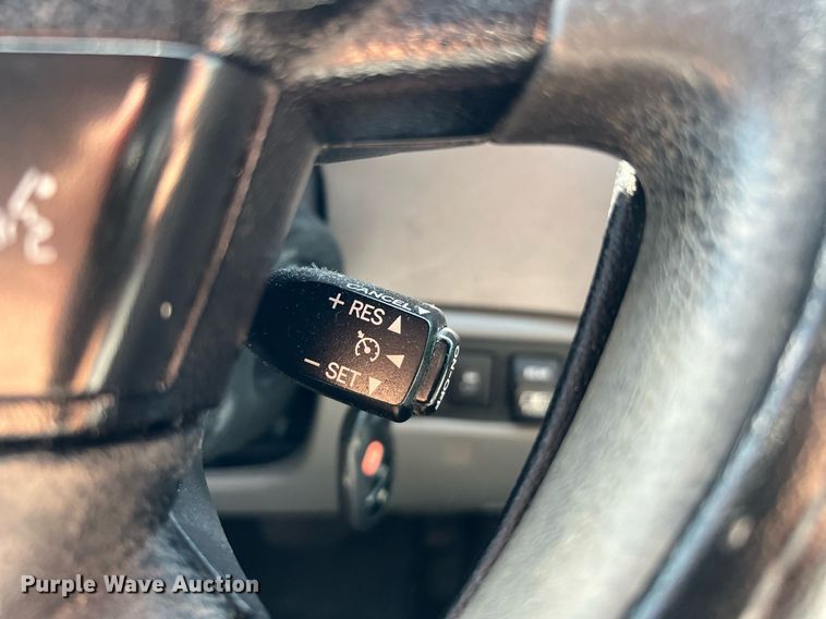 image for item LF9452 2011 Toyota Tundra SR5  Double Cab pickup truck