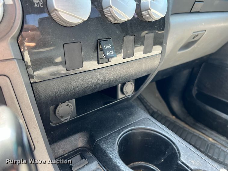 image for item LF9452 2011 Toyota Tundra SR5  Double Cab pickup truck