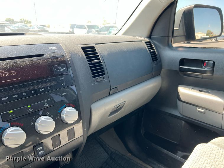 image for item LF9452 2011 Toyota Tundra SR5  Double Cab pickup truck