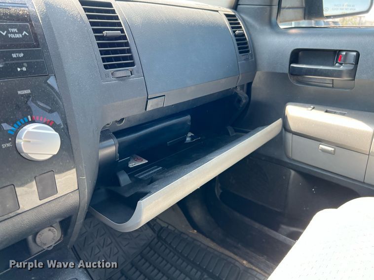 image for item LF9452 2011 Toyota Tundra SR5  Double Cab pickup truck