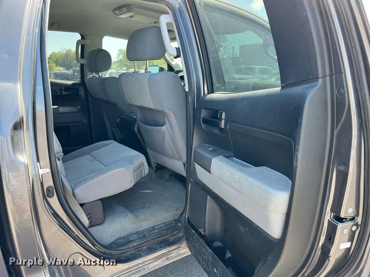 image for item LF9452 2011 Toyota Tundra SR5  Double Cab pickup truck