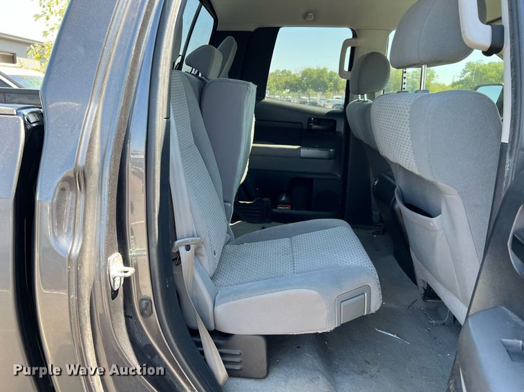 image for item LF9452 2011 Toyota Tundra SR5  Double Cab pickup truck