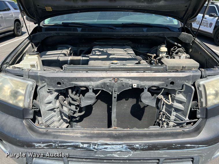 image for item LF9452 2011 Toyota Tundra SR5  Double Cab pickup truck