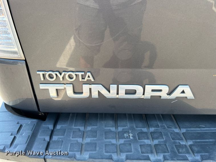 image for item LF9452 2011 Toyota Tundra SR5  Double Cab pickup truck