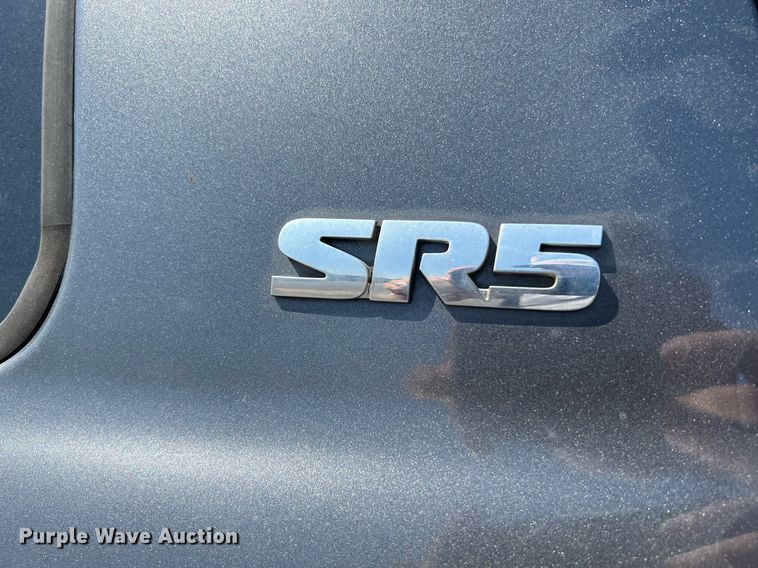 image for item LF9452 2011 Toyota Tundra SR5  Double Cab pickup truck