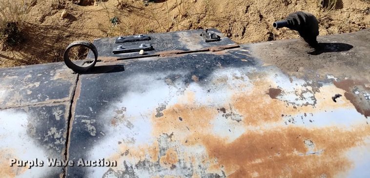 image for item LN9866 Tank