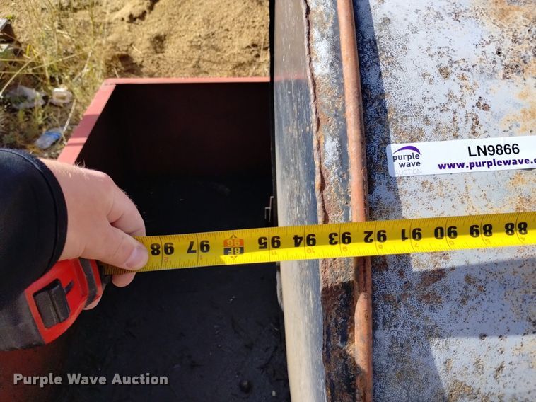 image for item LN9866 Tank