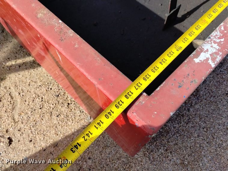 image for item LN9866 Tank