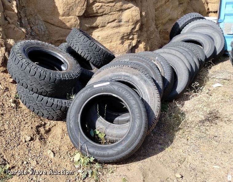 image for item LN9867 (22) tires