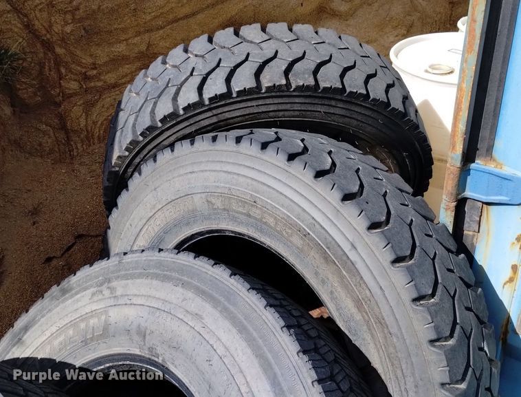 image for item LN9867 (22) tires