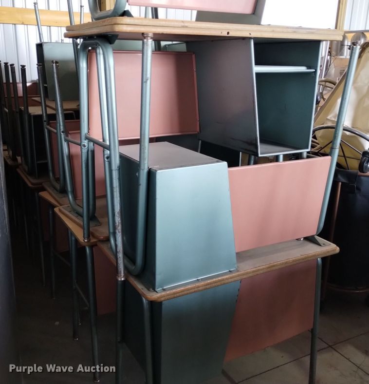 image for item LN9873 (18) student desks