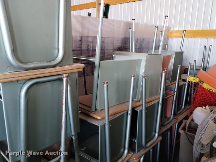 image for item LN9873 (18) student desks