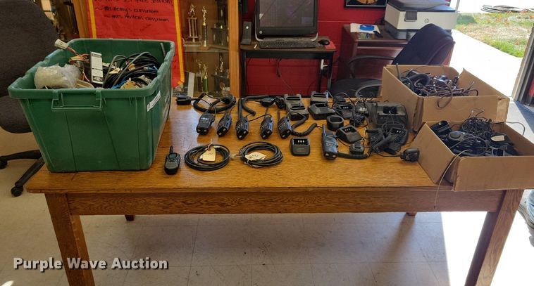 image for item LO9901 Kenwood  radios