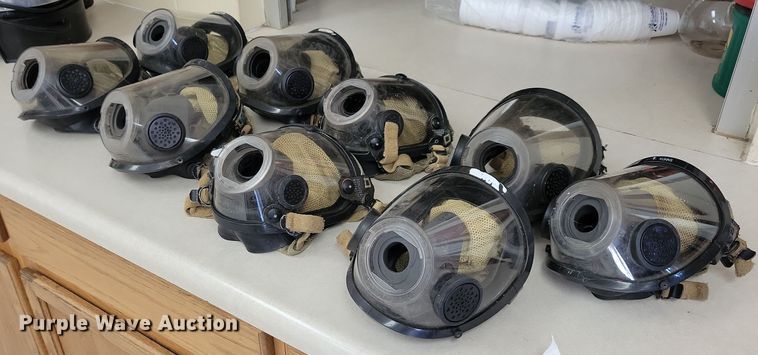 image for item LO9902 (9) Scott SCBA masks