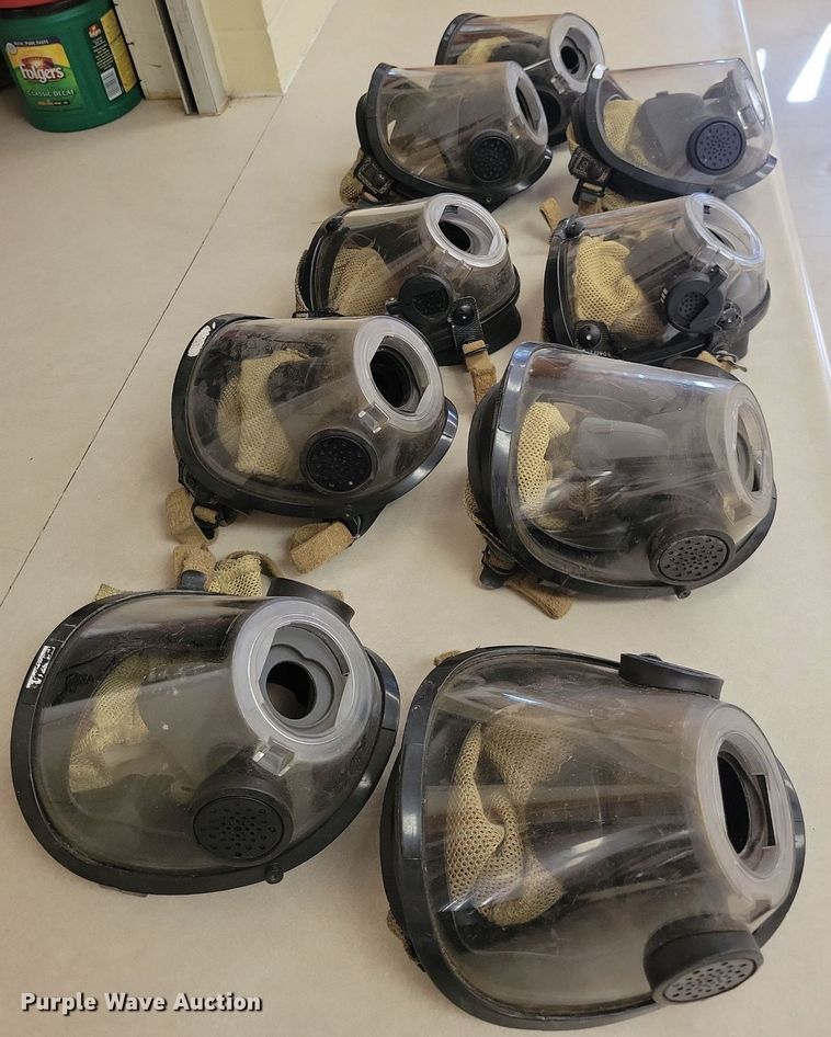 image for item LO9902 (9) Scott SCBA masks