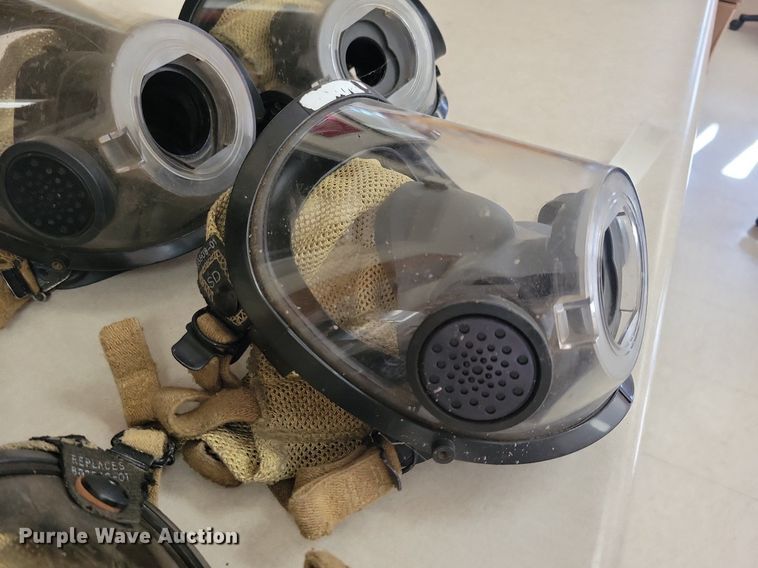 image for item LO9902 (9) Scott SCBA masks