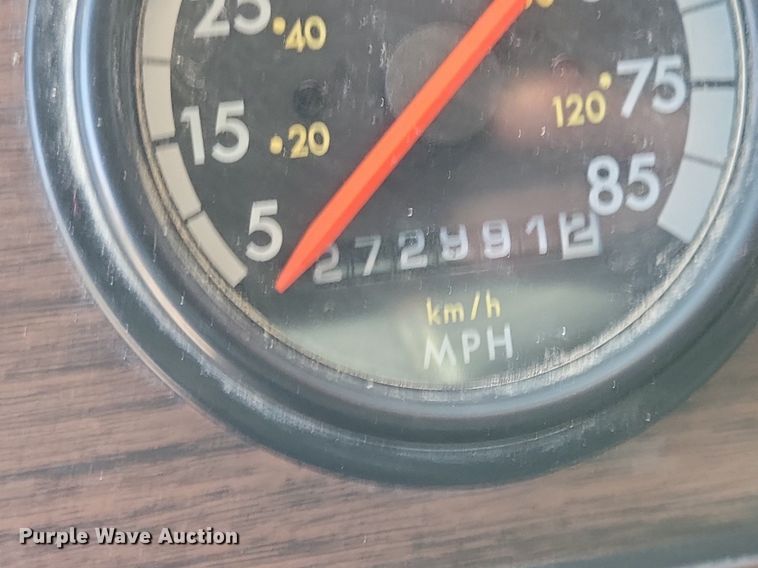 image for item LO9933 2003 Freightliner FLD112  dump truck