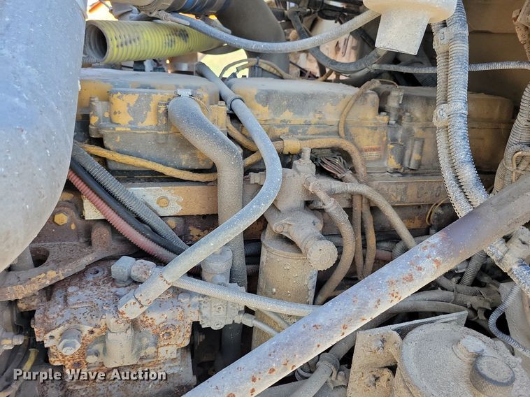 image for item LO9933 2003 Freightliner FLD112  dump truck