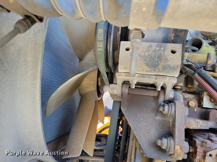 image for item LO9933 2003 Freightliner FLD112  dump truck