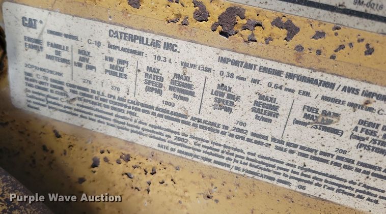 image for item LO9933 2003 Freightliner FLD112  dump truck