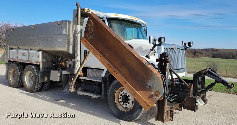 image for item LO9935 2013 International WorkStar 7500  dump truck