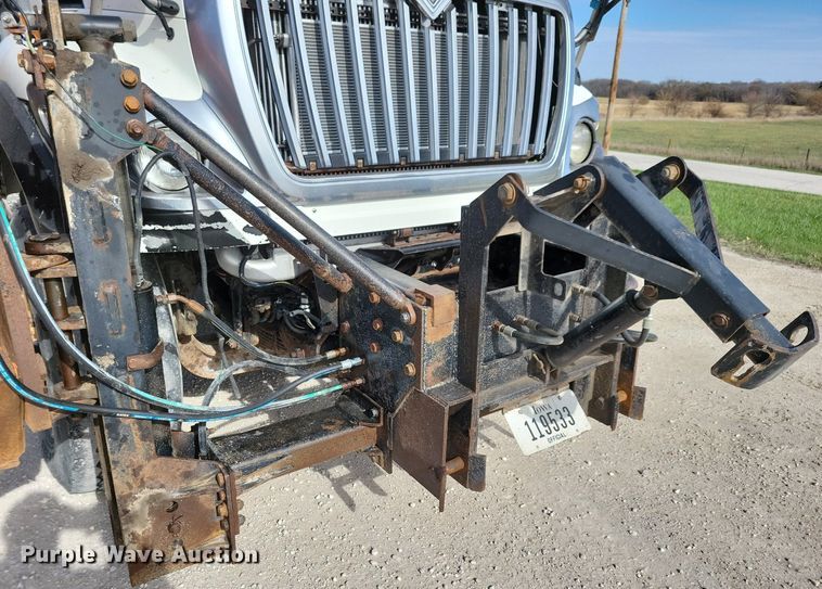 image for item LO9935 2013 International WorkStar 7500  dump truck