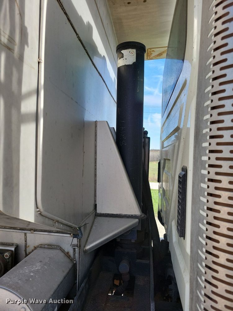 image for item LO9935 2013 International WorkStar 7500  dump truck