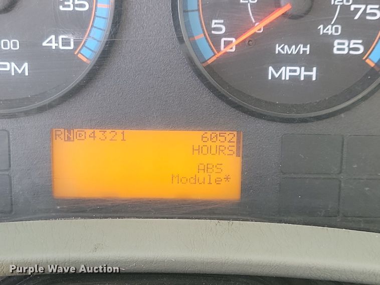 image for item LO9935 2013 International WorkStar 7500  dump truck