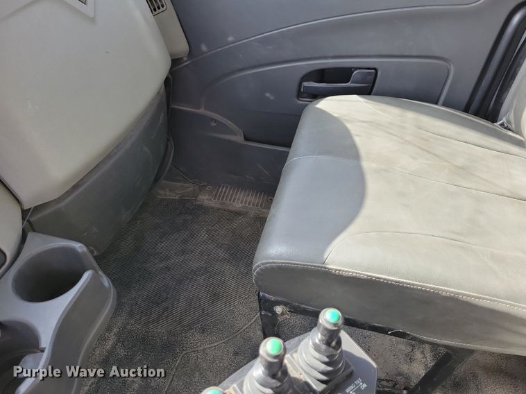 image for item LO9935 2013 International WorkStar 7500  dump truck